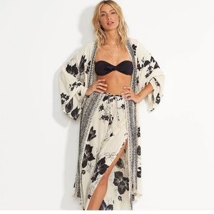 Billabong Sea the Sun Kimono Large